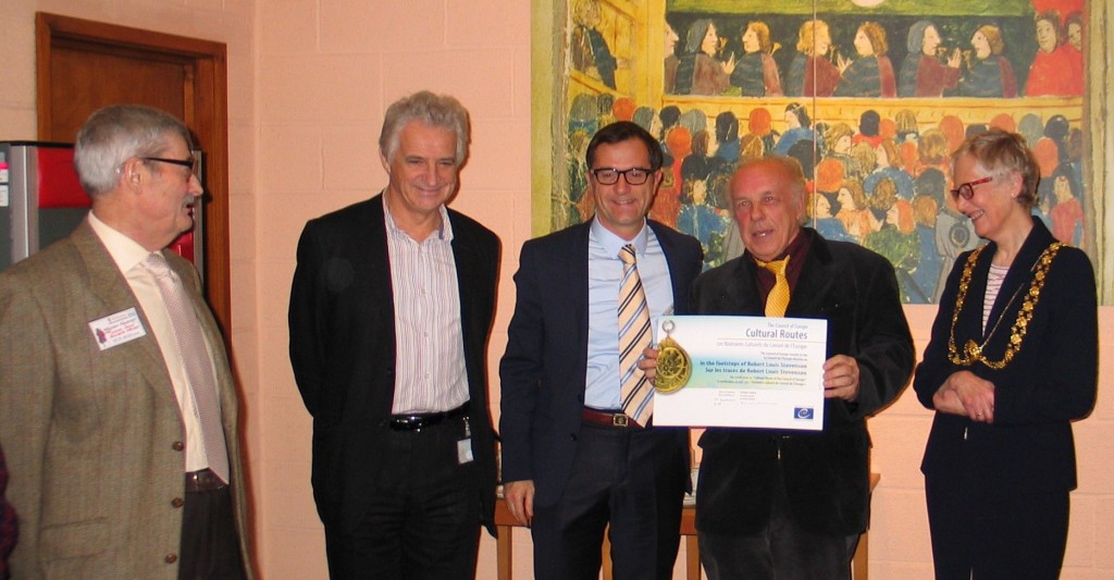 Handover_of_ECR_Certificate_November_2015